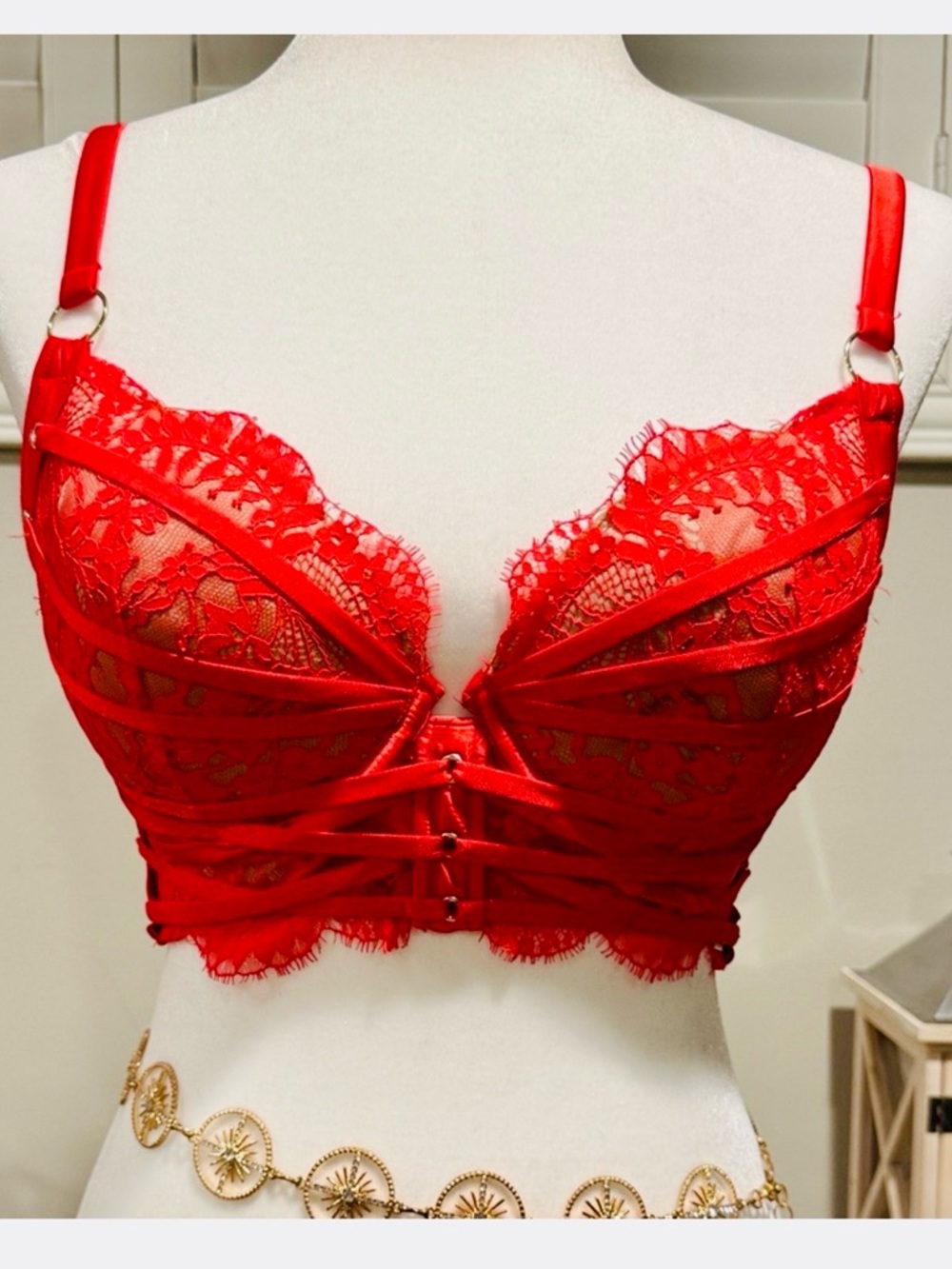 NWOT Chic Red Lace Strappy Bra
